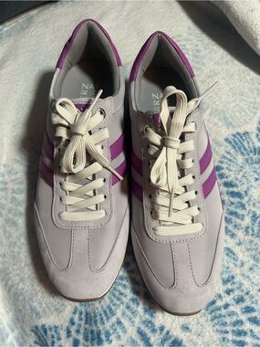 Naturalizer Lavender Sneakers with Purple Stripes
